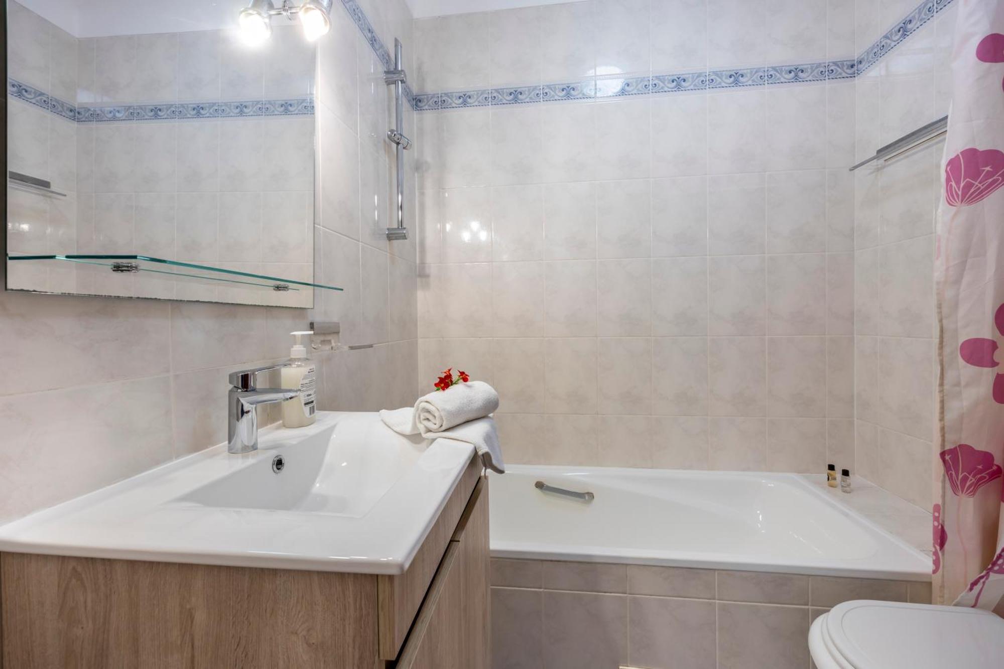 Apartamento Meia Praia لاغوس المظهر الخارجي الصورة